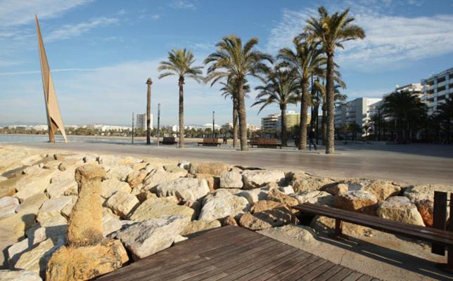 Rentalmar Family Acantilados Salou Buitenkant foto