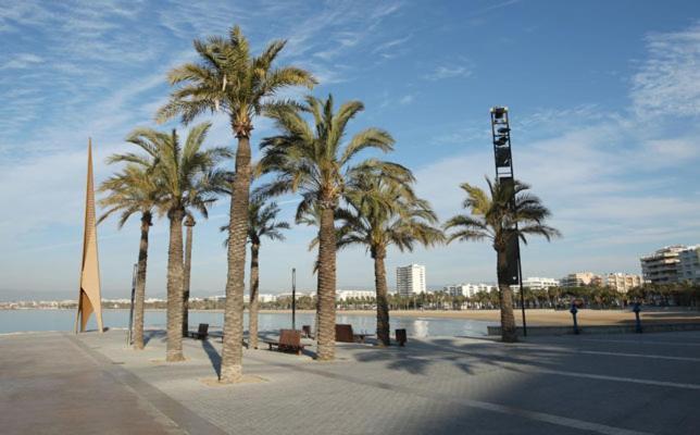 Rentalmar Family Acantilados Salou Buitenkant foto